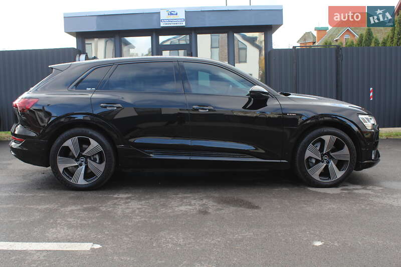 Внедорожник / Кроссовер Audi e-tron 2022 в Киеве фото 7 Внедорожник / Кроссовер Audi e-tron 2022 в Киеве