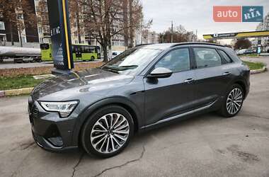 Позашляховик / Кросовер Audi e-tron 2022 в Житомирі