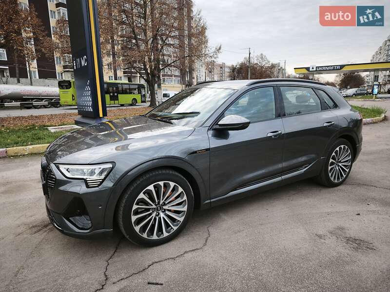 Внедорожник / Кроссовер Audi e-tron 2022 в Житомире
