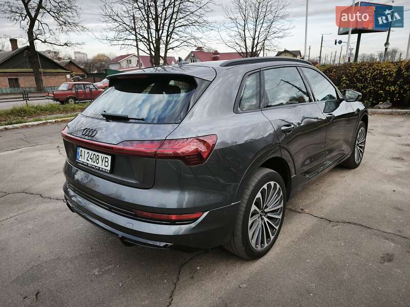 Внедорожник / Кроссовер Audi e-tron 2022 в Житомире