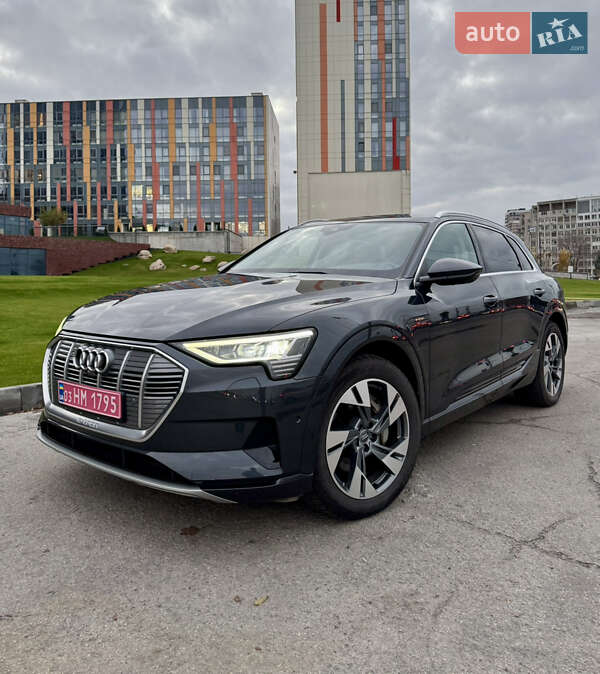 Внедорожник / Кроссовер Audi e-tron 2020 в Днепре