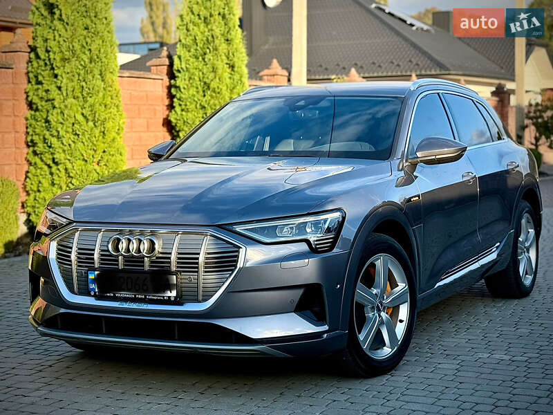 Внедорожник / Кроссовер Audi e-tron 2019 в Ровно фото 87 Внедорожник / Кроссовер Audi e-tron 2019 в Ровно
