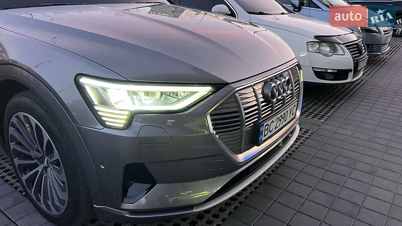 Позашляховик / Кросовер Audi e-tron 2019 в Львові