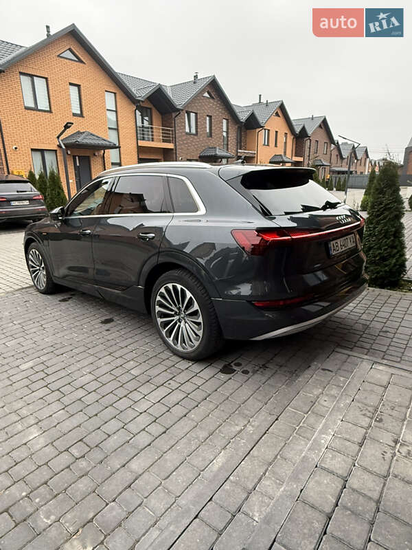 Позашляховик / Кросовер Audi e-tron 2020 в Вінниці фото 4 Позашляховик / Кросовер Audi e-tron 2020 в Вінниці