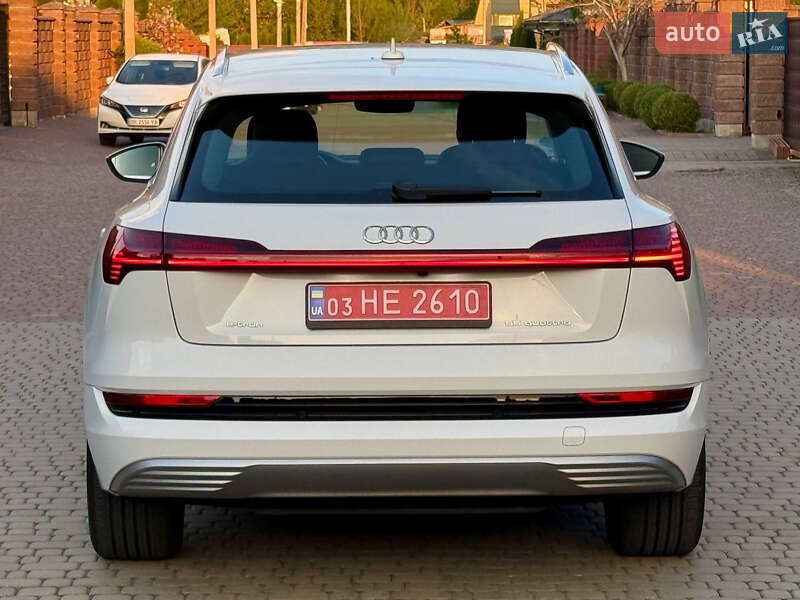 Внедорожник / Кроссовер Audi e-tron 2020 в Ровно фото 19 Внедорожник / Кроссовер Audi e-tron 2020 в Ровно