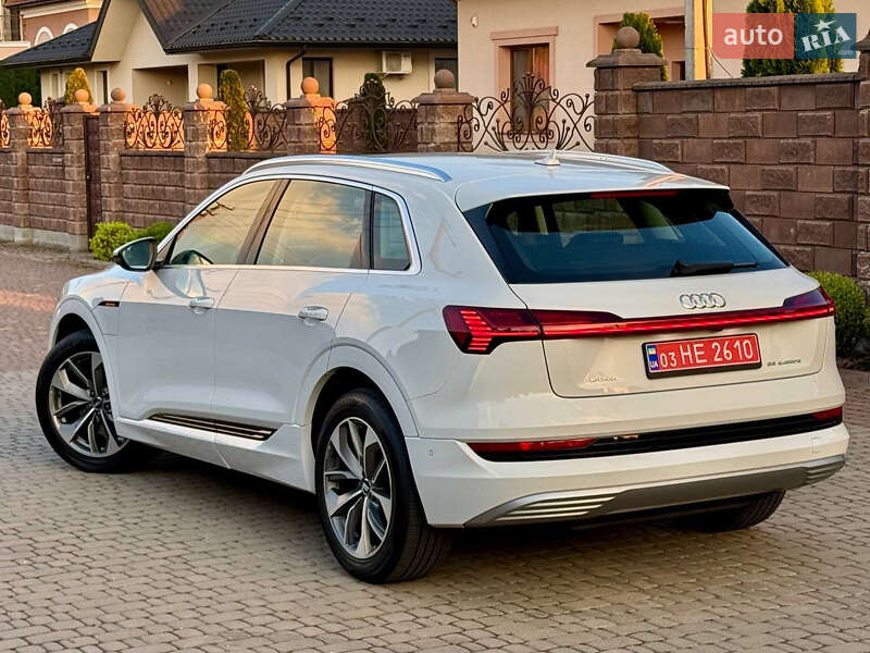 Внедорожник / Кроссовер Audi e-tron 2020 в Ровно фото 21 Внедорожник / Кроссовер Audi e-tron 2020 в Ровно