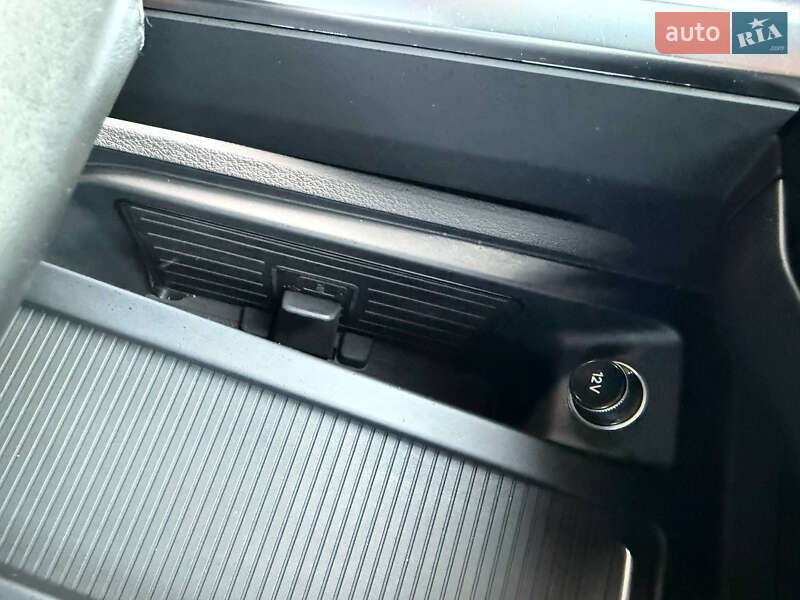 Внедорожник / Кроссовер Audi e-tron 2020 в Ровно фото 66 Внедорожник / Кроссовер Audi e-tron 2020 в Ровно