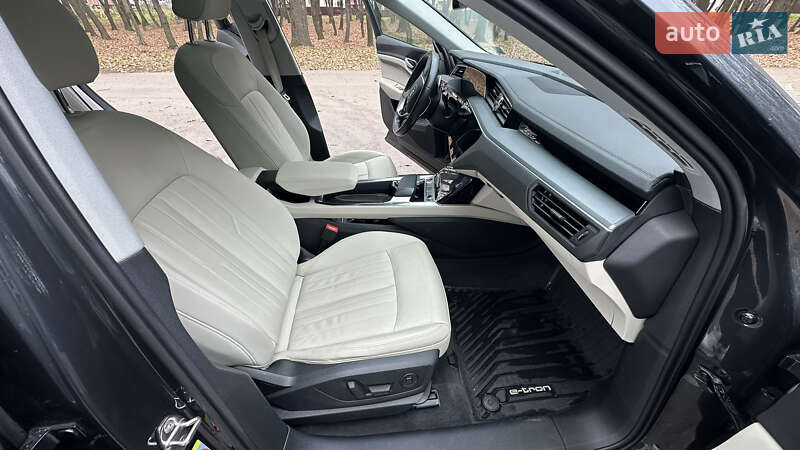 Внедорожник / Кроссовер Audi e-tron 2020 в Львове