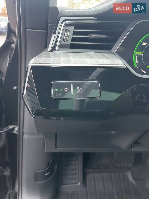 Позашляховик / Кросовер Audi e-tron 2021 в Львові