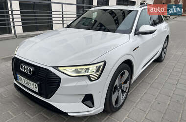 Внедорожник / Кроссовер Audi e-tron 2019 в Ровно