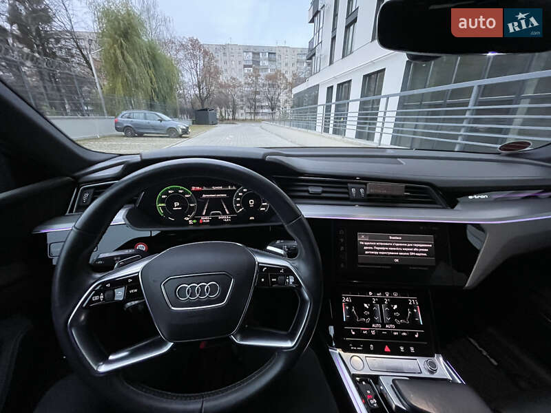 Позашляховик / Кросовер Audi e-tron 2019 в Рівному