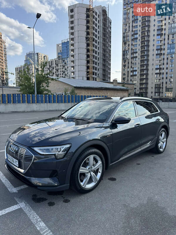 Позашляховик / Кросовер Audi e-tron 2020 в Києві фото 3 Позашляховик / Кросовер Audi e-tron 2020 в Києві