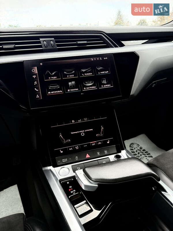 Внедорожник / Кроссовер Audi e-tron 2020 в Дрогобыче фото 27 Внедорожник / Кроссовер Audi e-tron 2020 в Дрогобыче