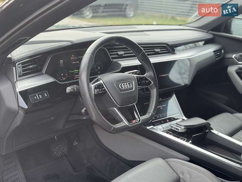 Внедорожник / Кроссовер Audi e-tron 2019 в Львове