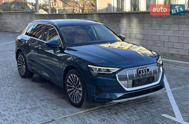 Позашляховик / Кросовер Audi e-tron 2019 в Рівному