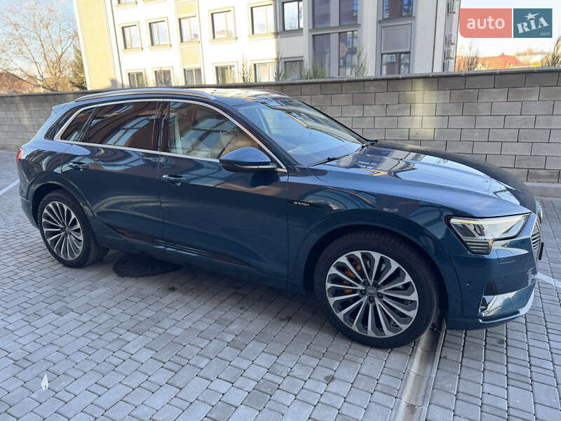 Внедорожник / Кроссовер Audi e-tron 2019 в Ровно фото 15 Внедорожник / Кроссовер Audi e-tron 2019 в Ровно