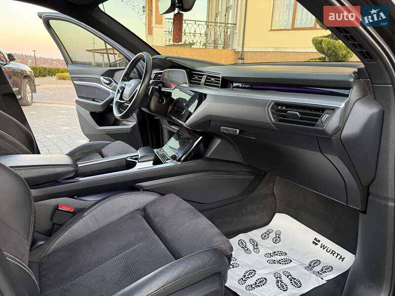 Внедорожник / Кроссовер Audi e-tron 2019 в Дрогобыче фото 81 Внедорожник / Кроссовер Audi e-tron 2019 в Дрогобыче
