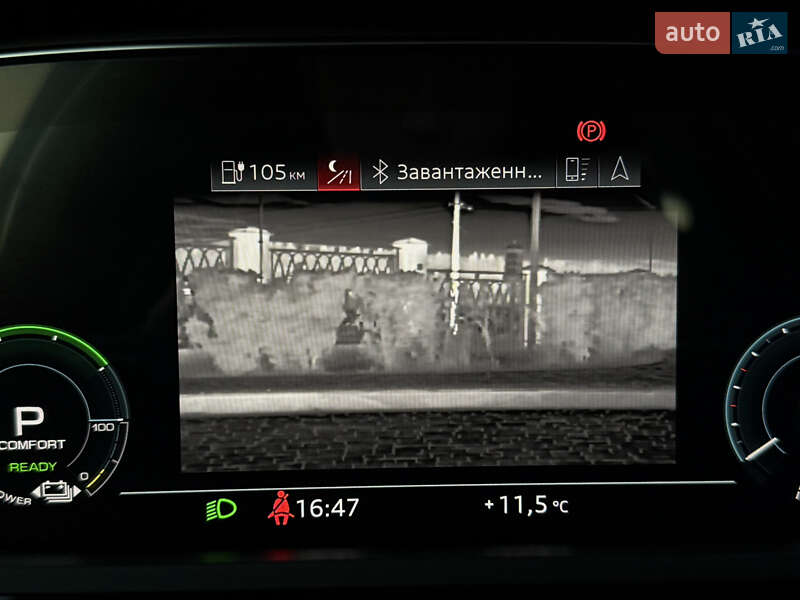 Внедорожник / Кроссовер Audi e-tron 2019 в Дрогобыче фото 97 Внедорожник / Кроссовер Audi e-tron 2019 в Дрогобыче