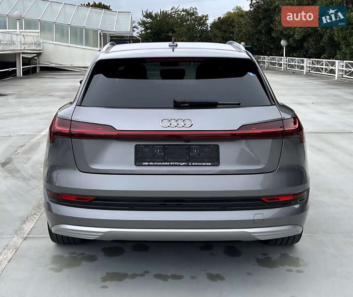 Внедорожник / Кроссовер Audi e-tron 2022 в Львове фото 10 Внедорожник / Кроссовер Audi e-tron 2022 в Львове