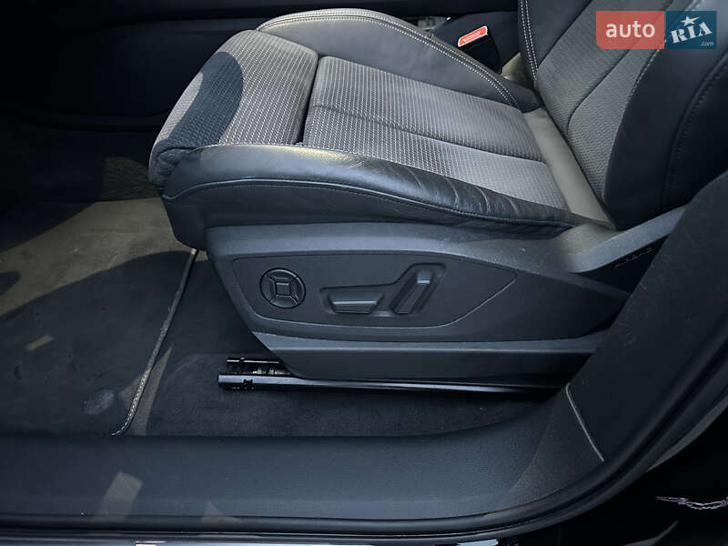 Позашляховик / Кросовер Audi e-tron 2022 в Рівному фото 14 Позашляховик / Кросовер Audi e-tron 2022 в Рівному
