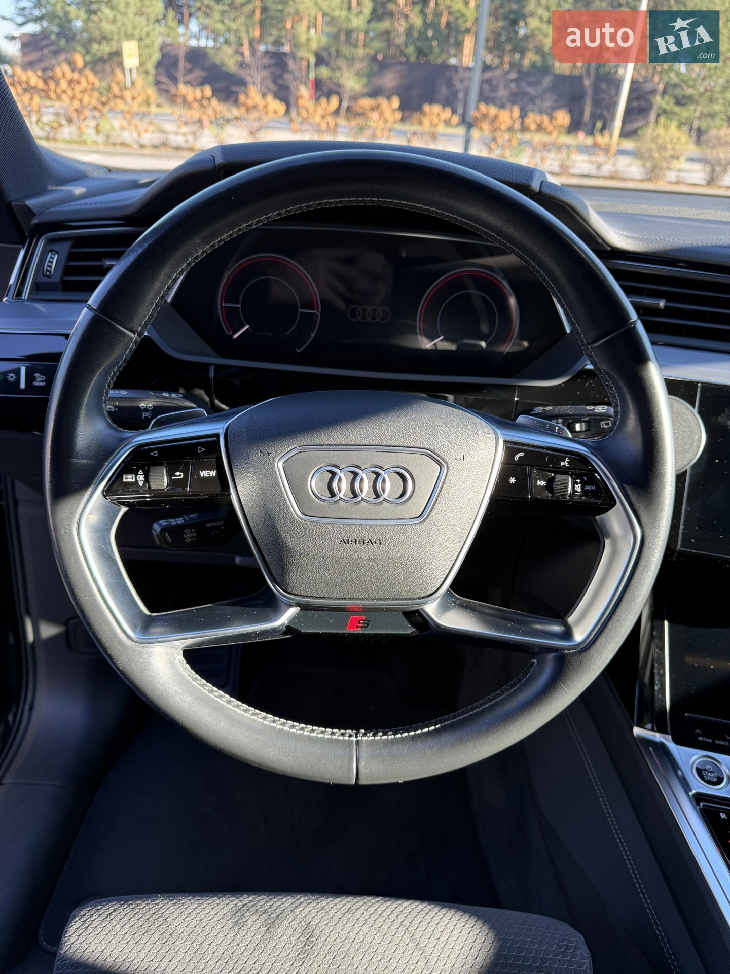 2021 Audi e-tron - мініатюра 8