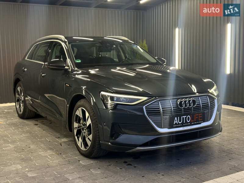 Внедорожник / Кроссовер Audi e-tron 2021 в Мукачево