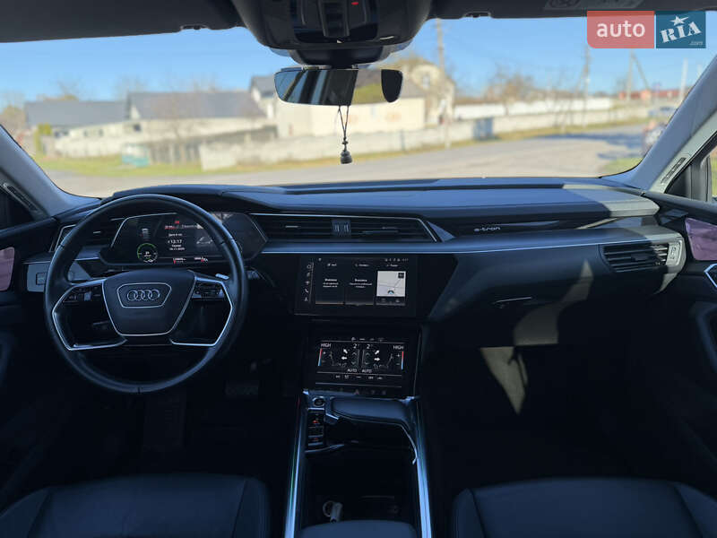 Внедорожник / Кроссовер Audi e-tron 2021 в Львове