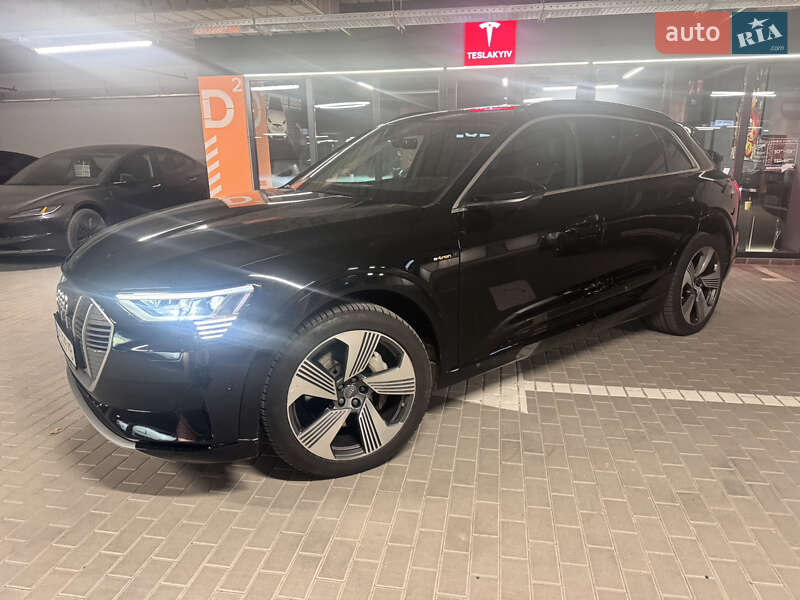 Внедорожник / Кроссовер Audi e-tron 2019 в Киеве фото 6 Внедорожник / Кроссовер Audi e-tron 2019 в Киеве