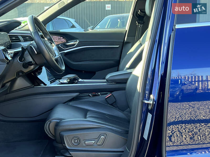 Позашляховик / Кросовер Audi e-tron 2020 в Луцьку