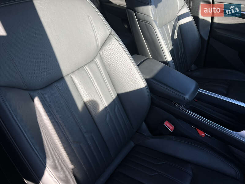 Позашляховик / Кросовер Audi e-tron 2020 в Луцьку