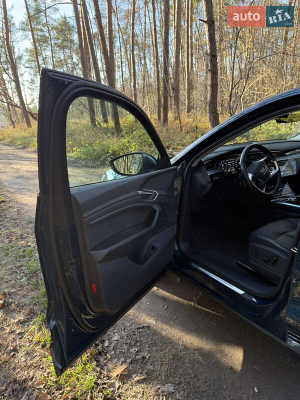 Внедорожник / Кроссовер Audi e-tron 2021 в Житомире