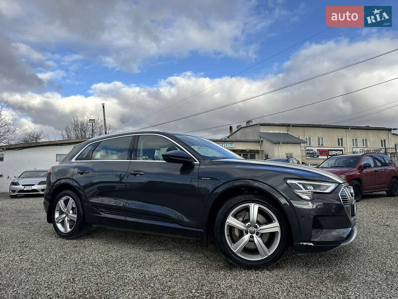 Внедорожник / Кроссовер Audi e-tron 2019 в Ивано-Франковске