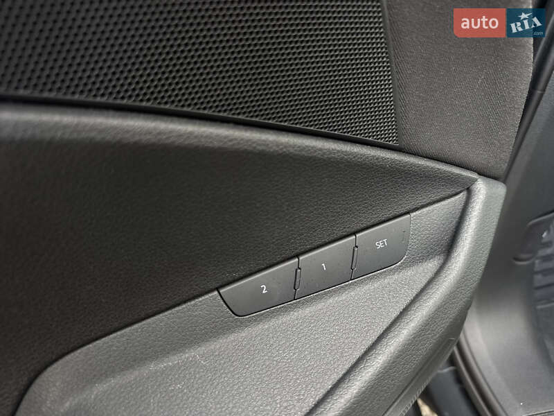 Внедорожник / Кроссовер Audi e-tron 2019 в Ивано-Франковске