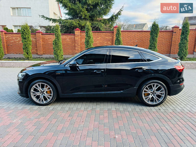 Позашляховик / Кросовер Audi e-tron 2023 в Хмельницькому