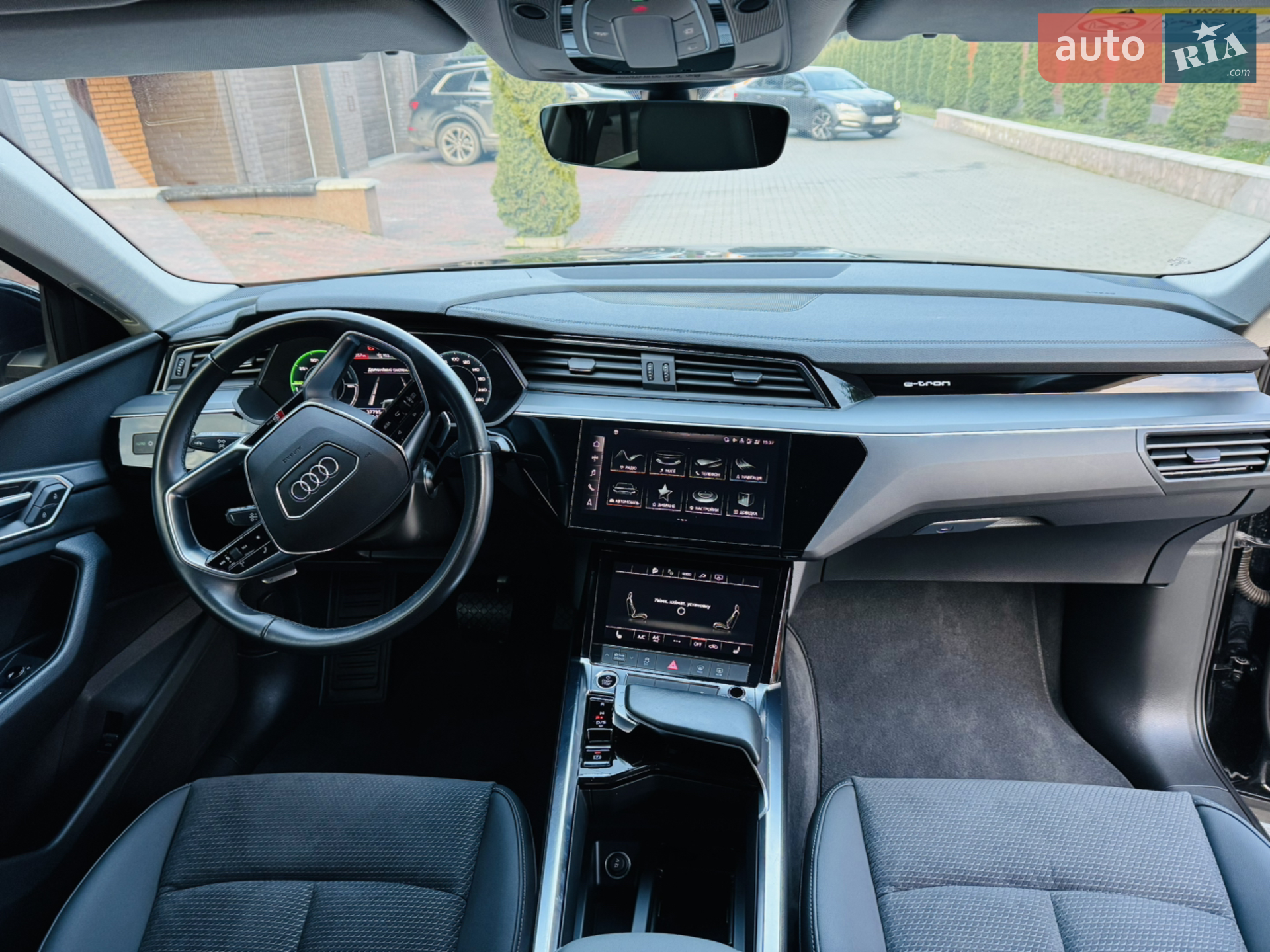 2022 Audi e-tron - мініатюра 25