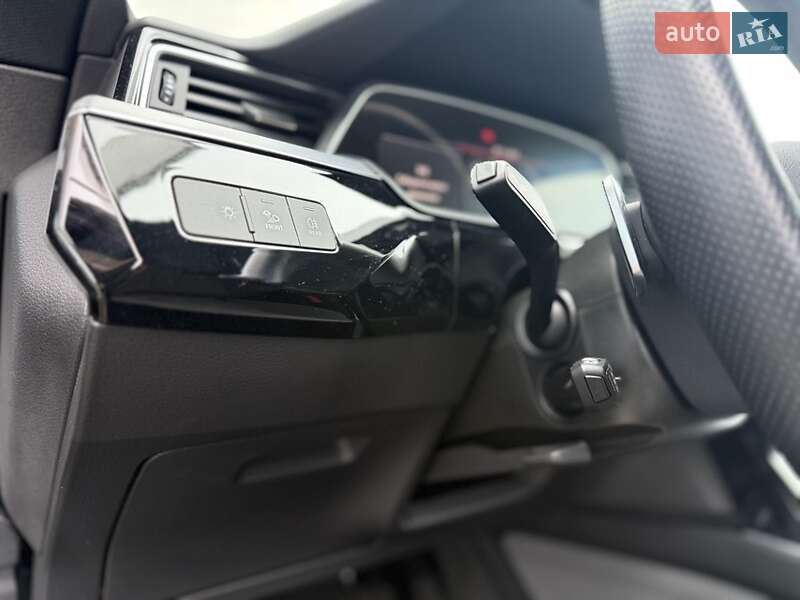 Позашляховик / Кросовер Audi e-tron 2022 в Хмельницькому фото 24 Позашляховик / Кросовер Audi e-tron 2022 в Хмельницькому