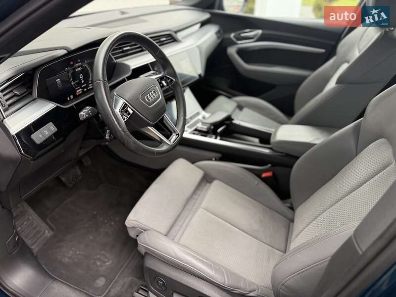 Позашляховик / Кросовер Audi e-tron 2022 в Хмельницькому фото 49 Позашляховик / Кросовер Audi e-tron 2022 в Хмельницькому