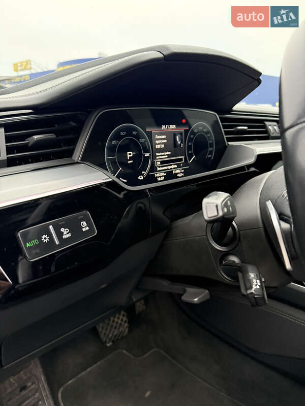 Внедорожник / Кроссовер Audi e-tron 2019 в Ровно