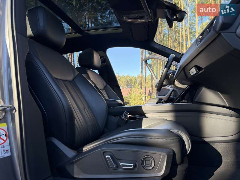 Внедорожник / Кроссовер Audi e-tron 2019 в Новояворовске фото 17 Внедорожник / Кроссовер Audi e-tron 2019 в Новояворовске
