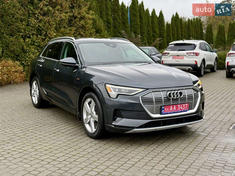 Позашляховик / Кросовер Audi e-tron 2019 в Львові