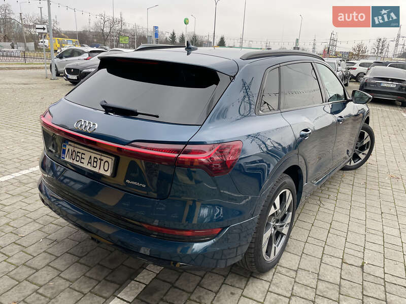 Позашляховик / Кросовер Audi e-tron 2021 в Львові