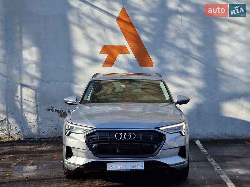 Внедорожник / Кроссовер Audi e-tron 2020 в Одессе