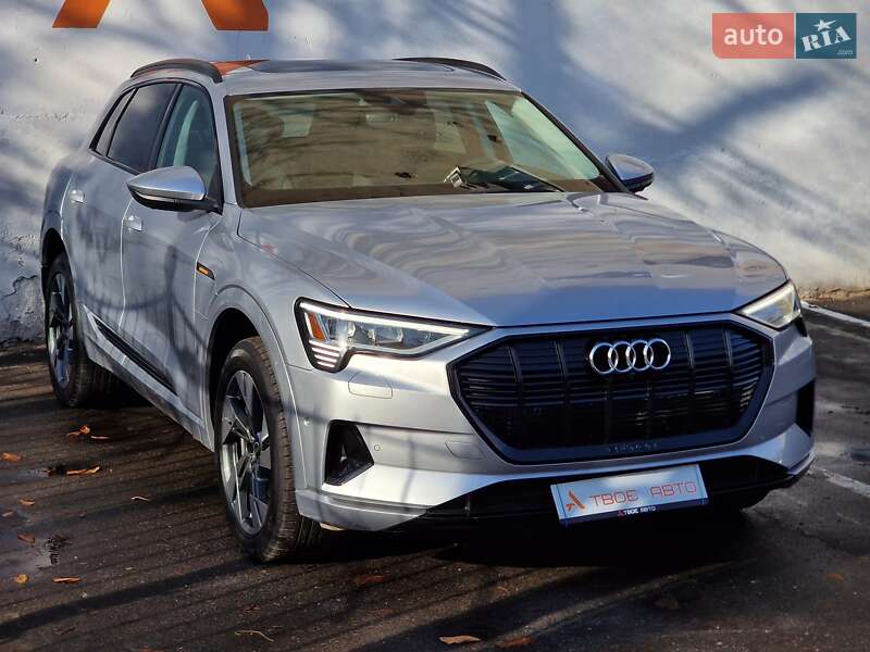 Внедорожник / Кроссовер Audi e-tron 2020 в Одессе