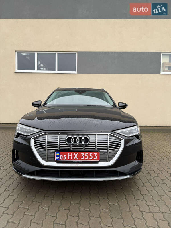 Внедорожник / Кроссовер Audi e-tron 2019 в Радехове