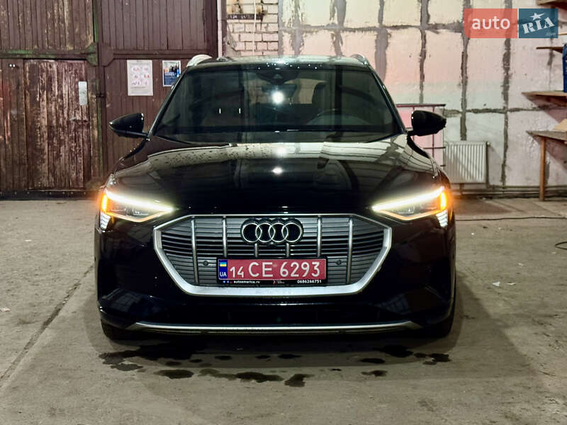 Внедорожник / Кроссовер Audi e-tron 2019 в Сарнах фото 2 Внедорожник / Кроссовер Audi e-tron 2019 в Сарнах