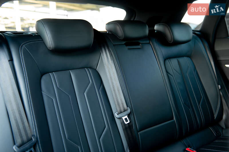 Внедорожник / Кроссовер Audi e-tron 2019 в Мукачево