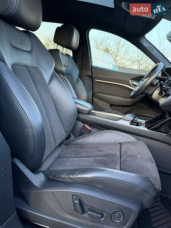 Позашляховик / Кросовер Audi e-tron 2019 в Дрогобичі фото 35 Позашляховик / Кросовер Audi e-tron 2019 в Дрогобичі