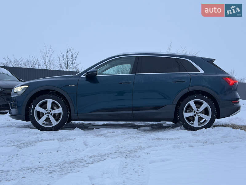 Внедорожник / Кроссовер Audi e-tron 2021 в Львове