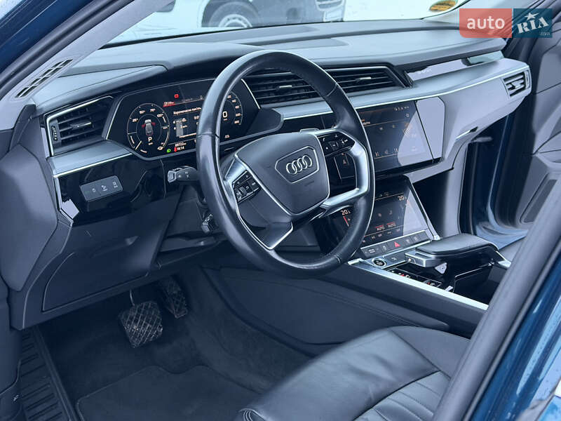 Внедорожник / Кроссовер Audi e-tron 2021 в Львове
