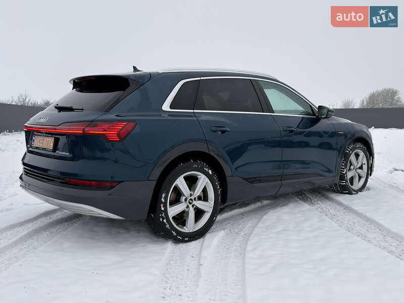 Внедорожник / Кроссовер Audi e-tron 2021 в Львове